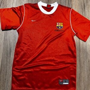 FCBESCOLA Soccer camp Nike Jersey signed by players
